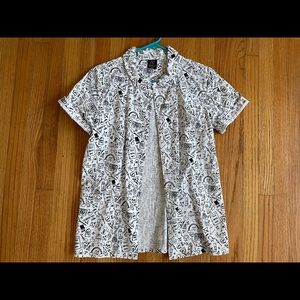 Androgynous Fox Short Sleeve Button Down